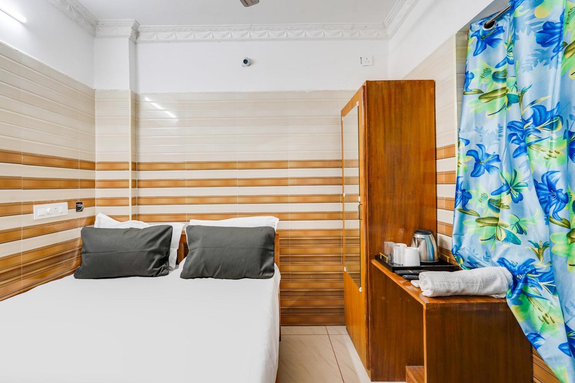 Super Hotel O Sharmila Guest House Kottakuppam المظهر الخارجي الصورة